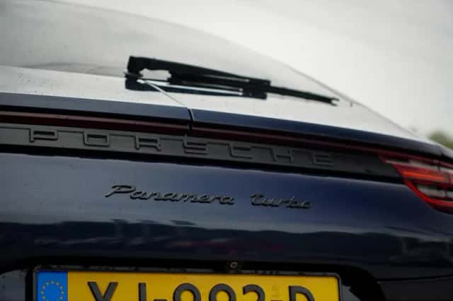 Porsche Panamera (2017) thumbnail 41