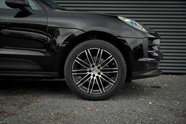 Porsche Macan (2020) thumbnail 11