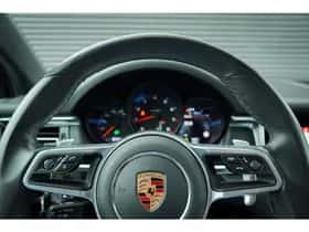 Porsche Macan (2020) thumbnail 17