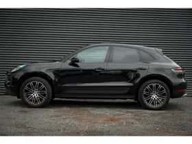 Porsche Macan (2020) thumbnail 3