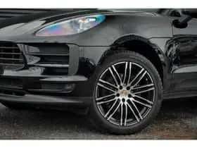 Porsche Macan (2020) thumbnail 23