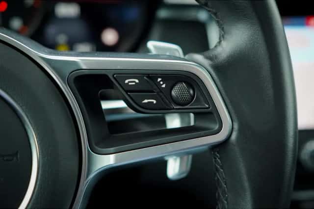 Porsche Macan (2020) thumbnail 40