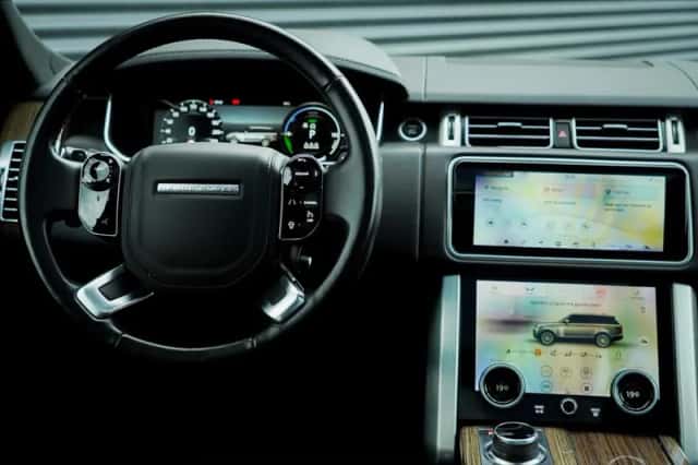 Land Rover Range Rover (2019) thumbnail 17