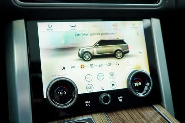 Land Rover Range Rover (2019) thumbnail 25