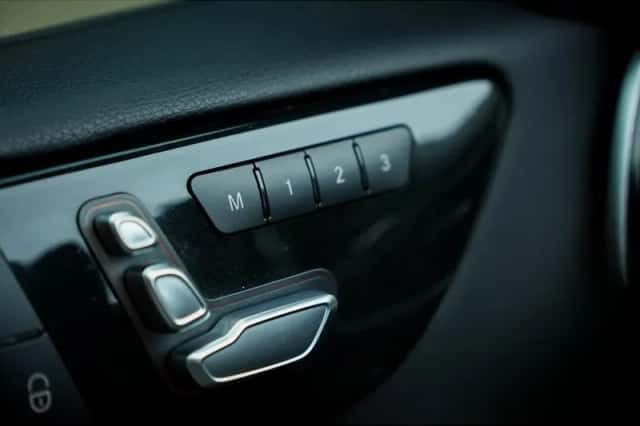Mercedes-Benz GLS-Klasse (2015) thumbnail 23