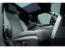 Land Rover Discovery (2024) thumbnail 18