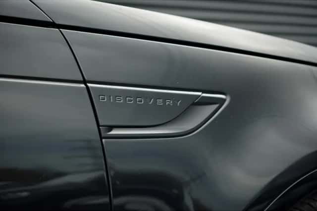 Land Rover Discovery (2024) thumbnail 27