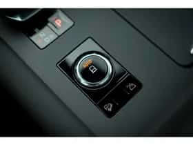 Land Rover Discovery (2024) thumbnail 39