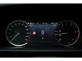 Land Rover Discovery (2024) thumbnail 5