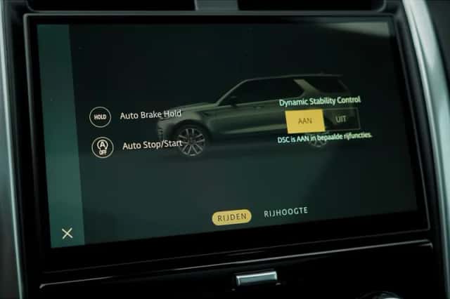 Land Rover Discovery (2024) thumbnail 43