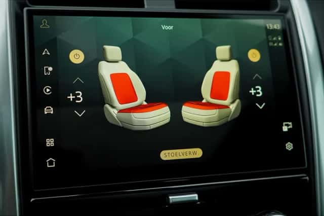 Land Rover Discovery (2024) thumbnail 46