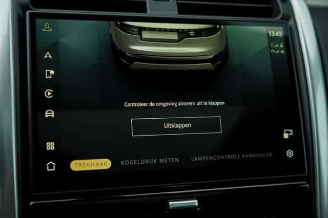 Land Rover Discovery (2024) thumbnail 47
