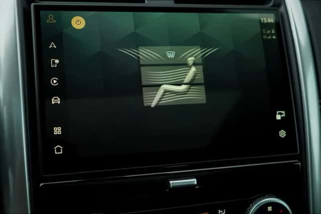 Land Rover Discovery (2024) thumbnail 48