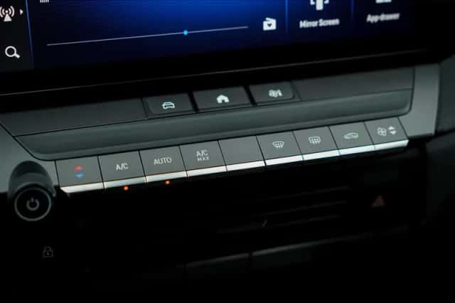 Opel Astra (2023) thumbnail 19