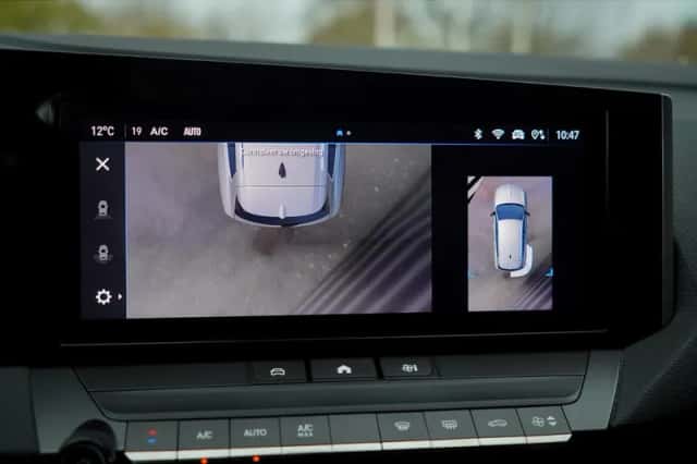 Opel Astra (2023) thumbnail 21
