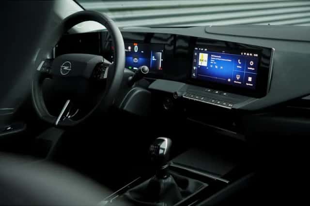 Opel Astra (2023) thumbnail 25