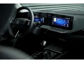 Opel Astra (2023) thumbnail 25