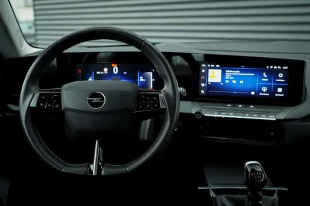 Opel Astra (2023) thumbnail 27
