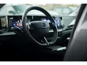 Opel Astra (2023) thumbnail 6