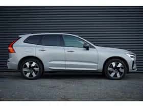 Volvo XC60 (2025) thumbnail 13