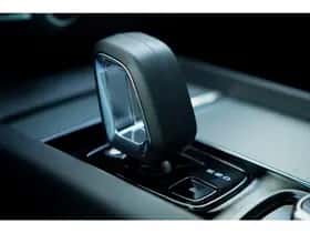 Volvo XC60 (2025) thumbnail 16
