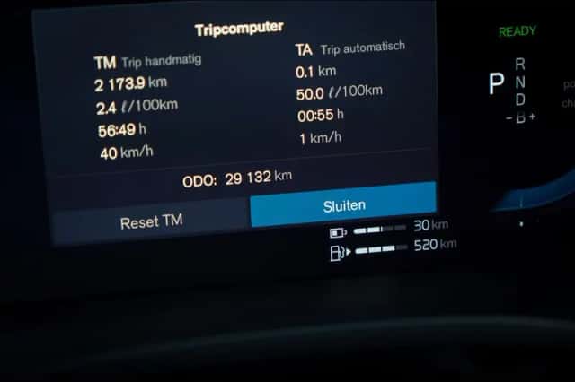 Volvo XC60 (2025) thumbnail 32