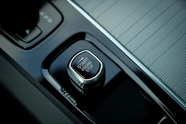 Volvo XC60 (2025) thumbnail 34