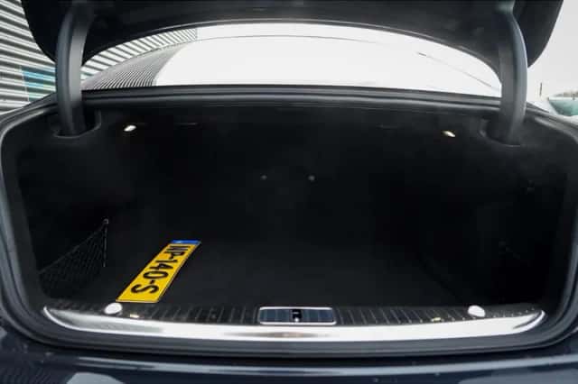 Mercedes-Benz S-Klasse (2016) thumbnail 9