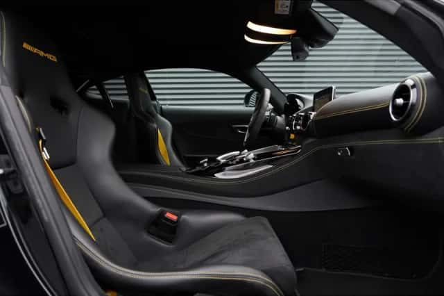 Mercedes-Benz AMG GT (2017) thumbnail 19