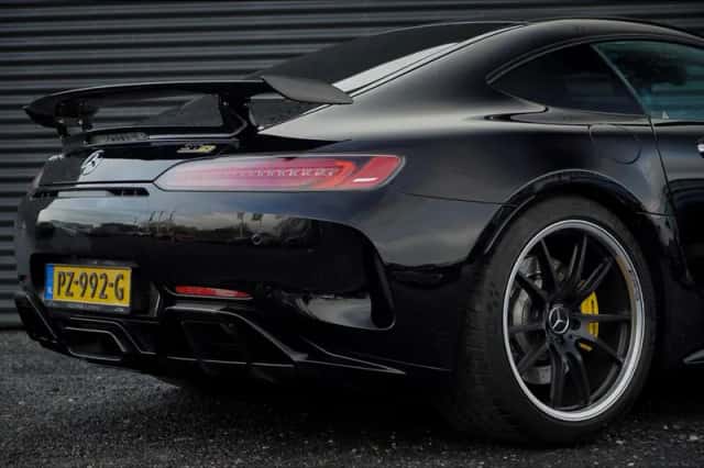 Mercedes-Benz AMG GT (2017) thumbnail 35