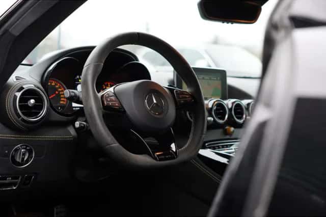 Mercedes-Benz AMG GT (2017) thumbnail 6