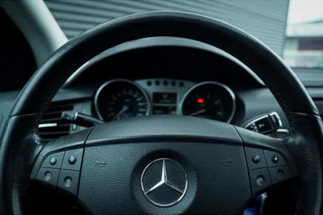 Mercedes-Benz R-Klasse (2008) thumbnail 17