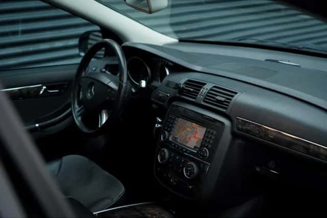 Mercedes-Benz R-Klasse (2008) thumbnail 32