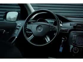 Mercedes-Benz R-Klasse (2008) thumbnail 35