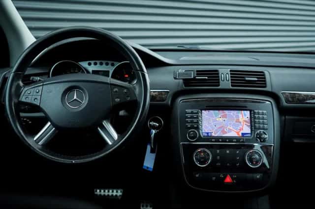 Mercedes-Benz R-Klasse (2008) thumbnail 36