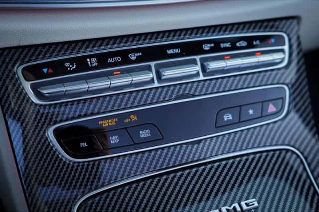 Mercedes-Benz E-Klasse (2023) thumbnail 19