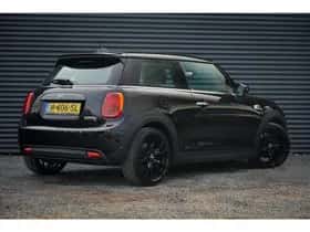 MINI Electric (2020) thumbnail 4