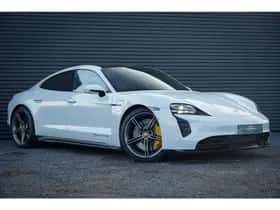 Porsche Taycan (2020) thumbnail 12