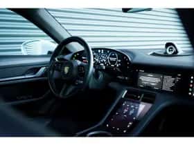 Porsche Taycan (2020) thumbnail 31