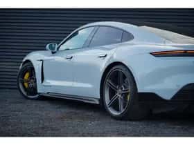 Porsche Taycan (2020) thumbnail 43