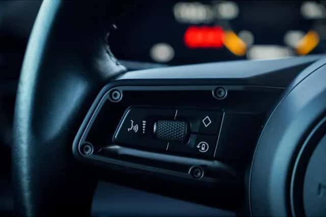 Porsche Taycan (2020) thumbnail 51