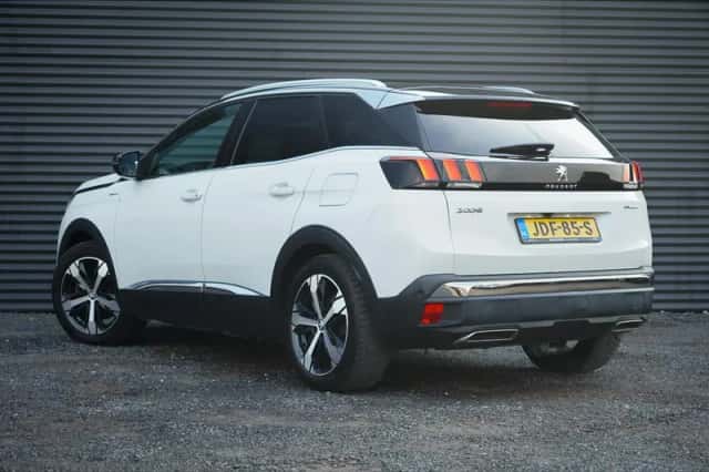 Peugeot 3008 (2020) thumbnail 14