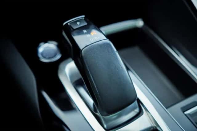 Peugeot 3008 (2020) thumbnail 16