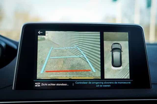 Peugeot 3008 (2020) thumbnail 21