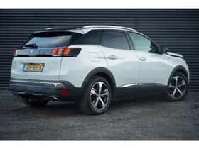Peugeot 3008 (2020) thumbnail 4