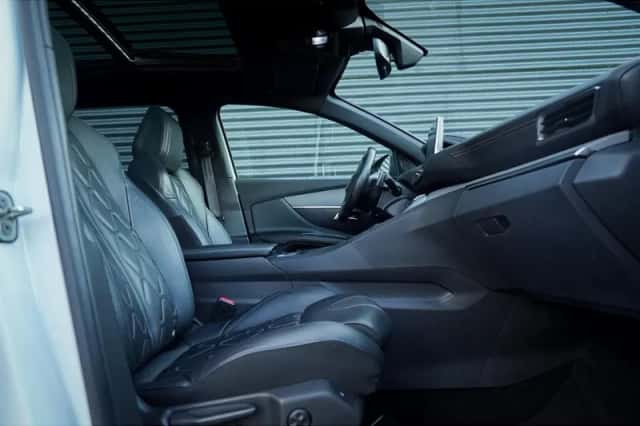 Peugeot 3008 (2020) thumbnail 36