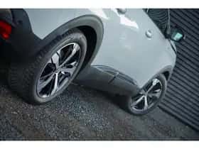 Peugeot 3008 (2020) thumbnail 41