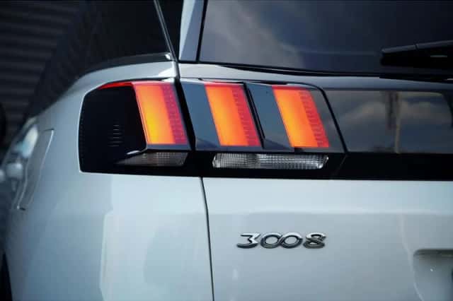 Peugeot 3008 (2020) thumbnail 42