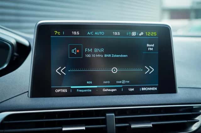 Peugeot 3008 (2020) thumbnail 55
