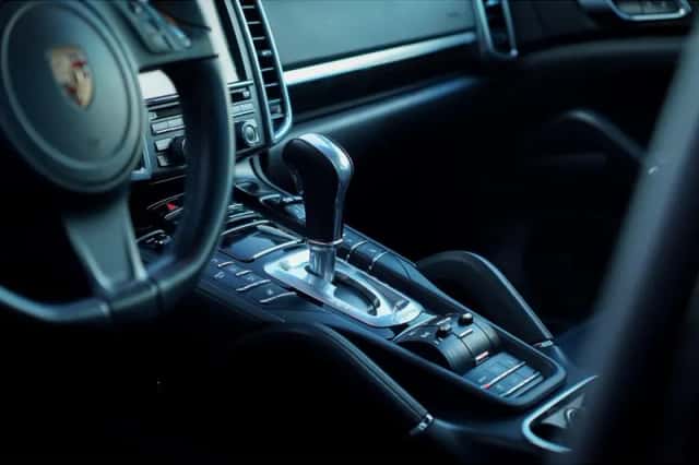 Porsche Cayenne (2013) thumbnail 16